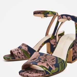 Zara Basic Collection Flower & Leaf Print Peep Toe Sandals Heels